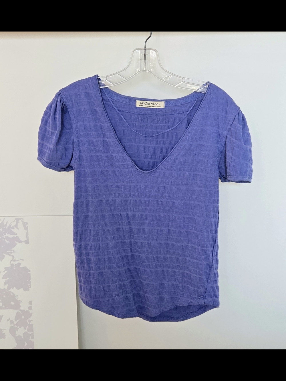 Free People Purple V-Neck Puff Sleeve  Easy Wear Top Womens Size S